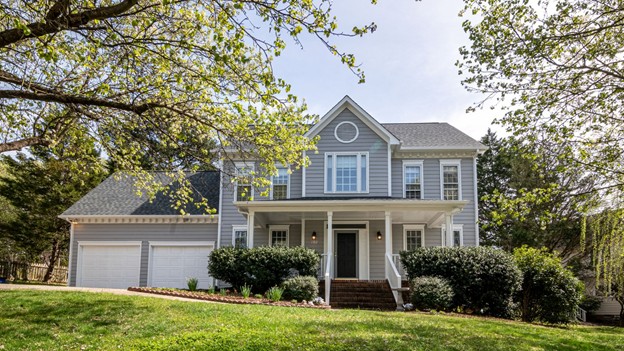 What is Real Estate Flipping, and How to Start Investing in This Field